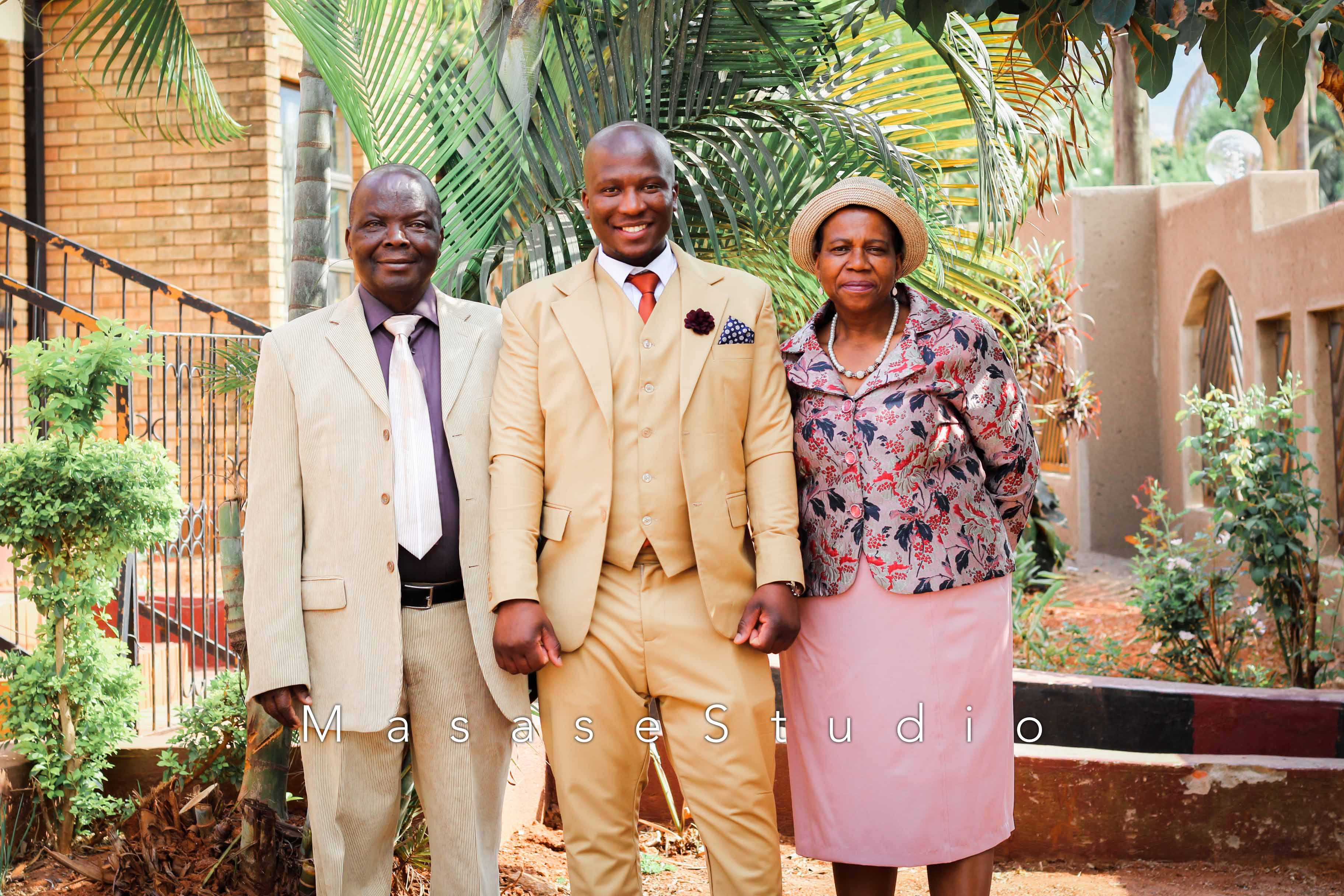 Wedding Photographer in Louis Trichardt at Mount Azimbo Lodge